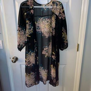 Black floral kimono